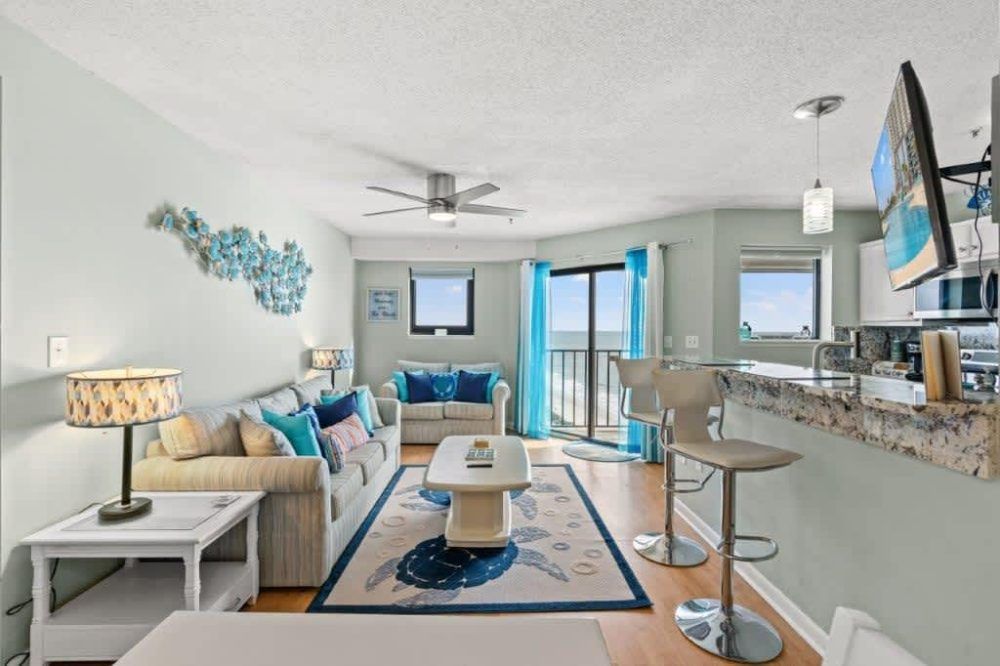Renaissance Tower 2113 1 Main Image
